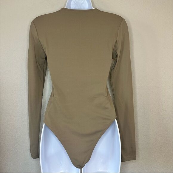 Zara Beige Long Sleeve Body Suit - Picture 2 of 6